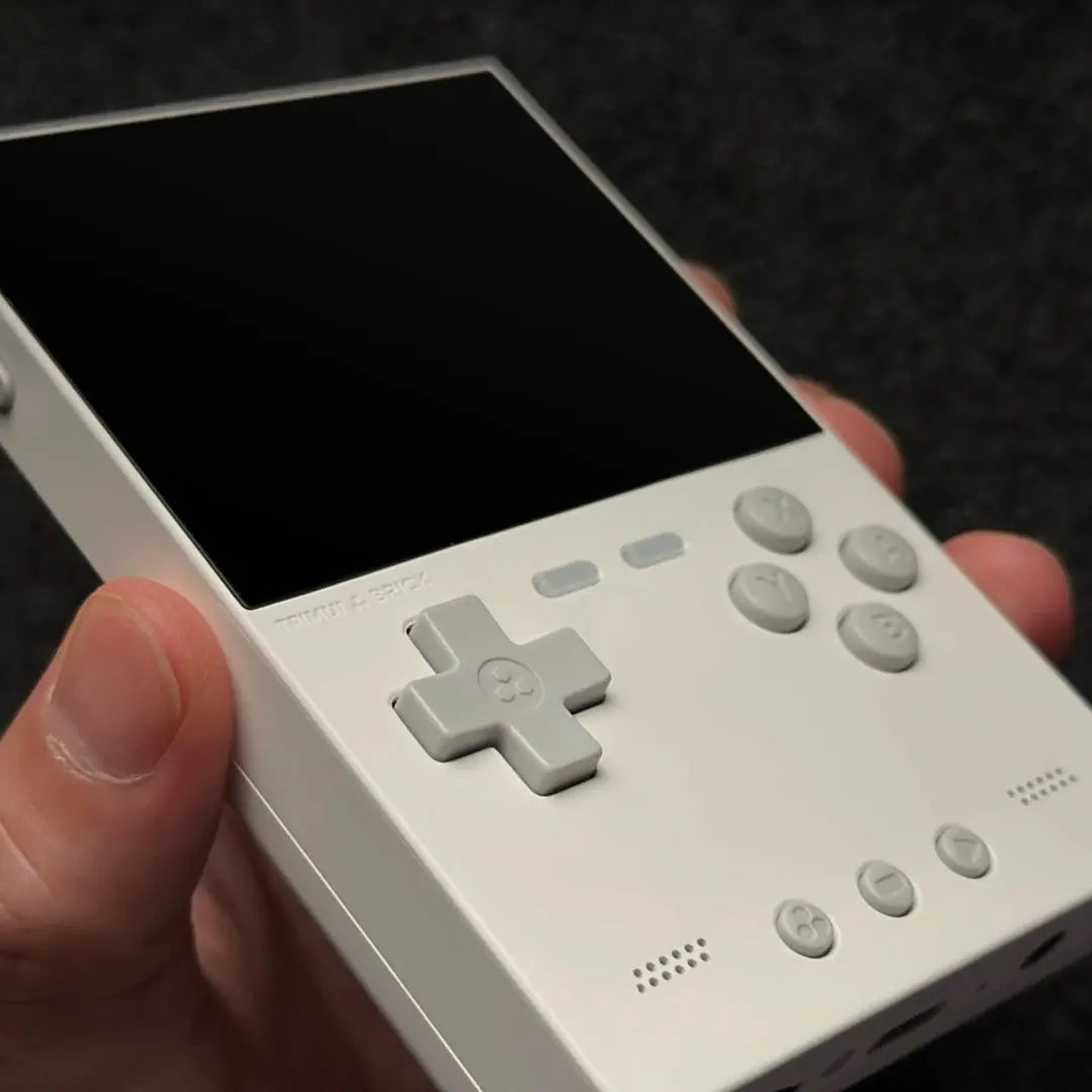 ToRetro- Trimui Brick Handheld Retro Game Console- 2